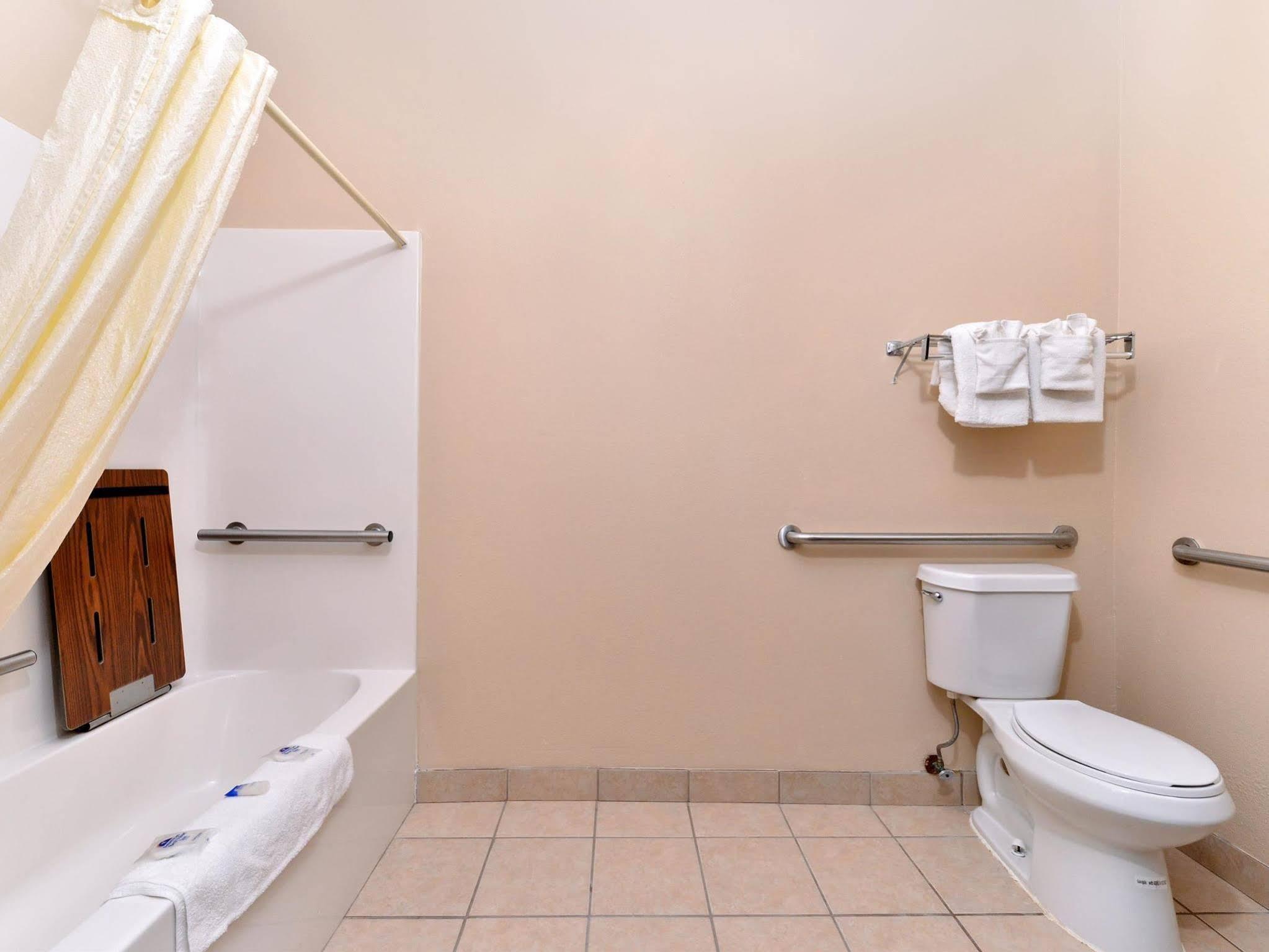 Americas Best Value Inn Somerville Texas מראה חיצוני תמונה