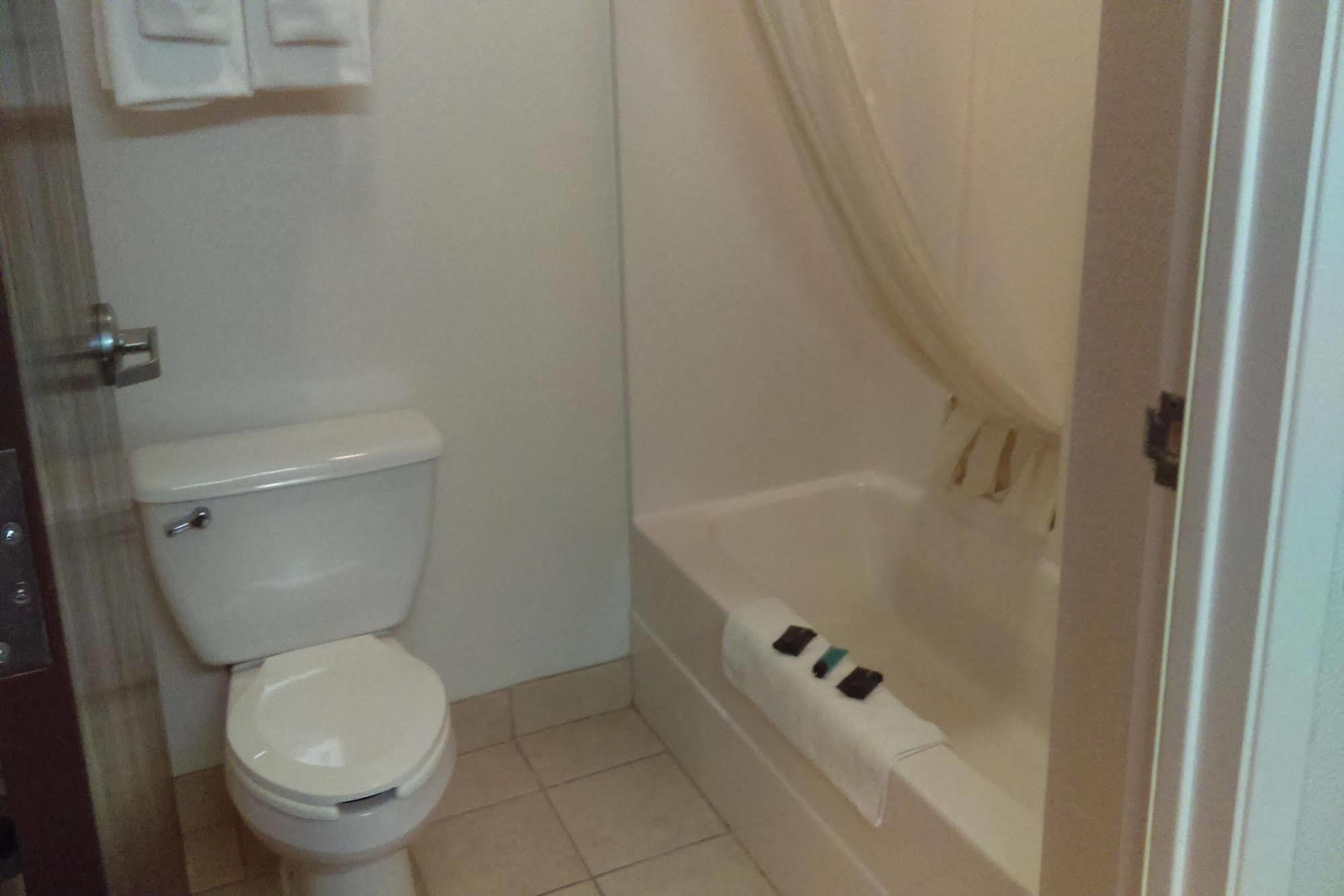 Americas Best Value Inn Somerville Texas מראה חיצוני תמונה