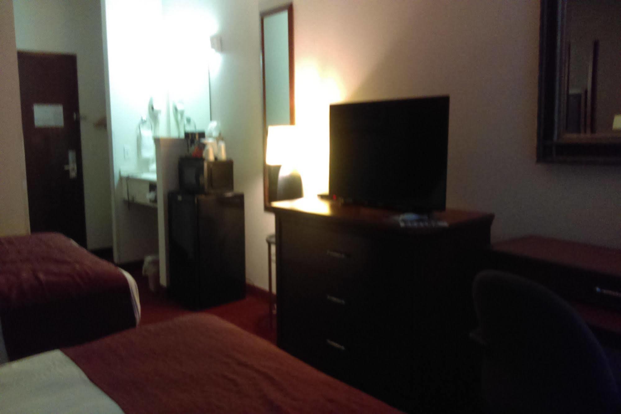 Americas Best Value Inn Somerville Texas מראה חיצוני תמונה